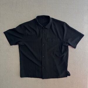 Lululemon Button Up Shirt Large Men's Lightweight Camp Collar Short Sleeve Black